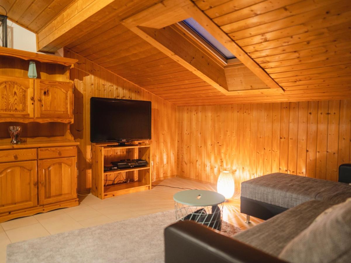 Ferienwohnungen Ebensperger - Chiemgau Karte Инцел Екстериор снимка